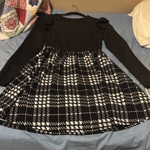 SHEIN Black and White Plaid Kids Dress